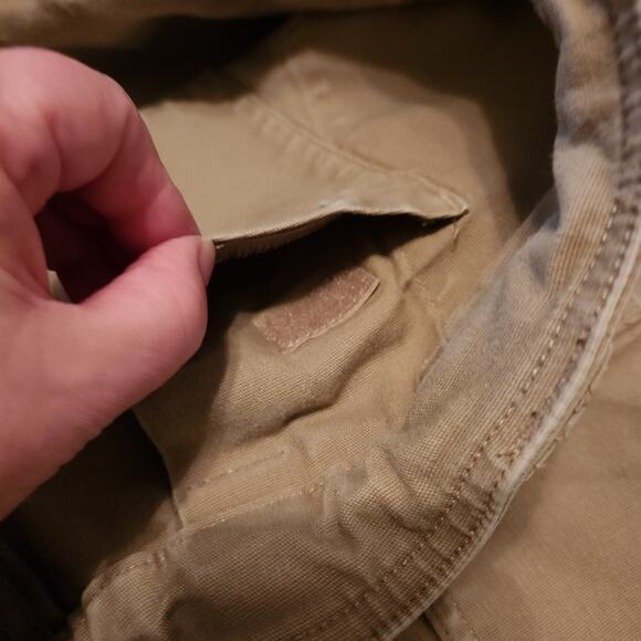 DULUTH TRADING CO Shorts Mens 40 (42) Tan 12" Cargo Heavy Pockets Flex Fire Hose - Picture 10 of 12